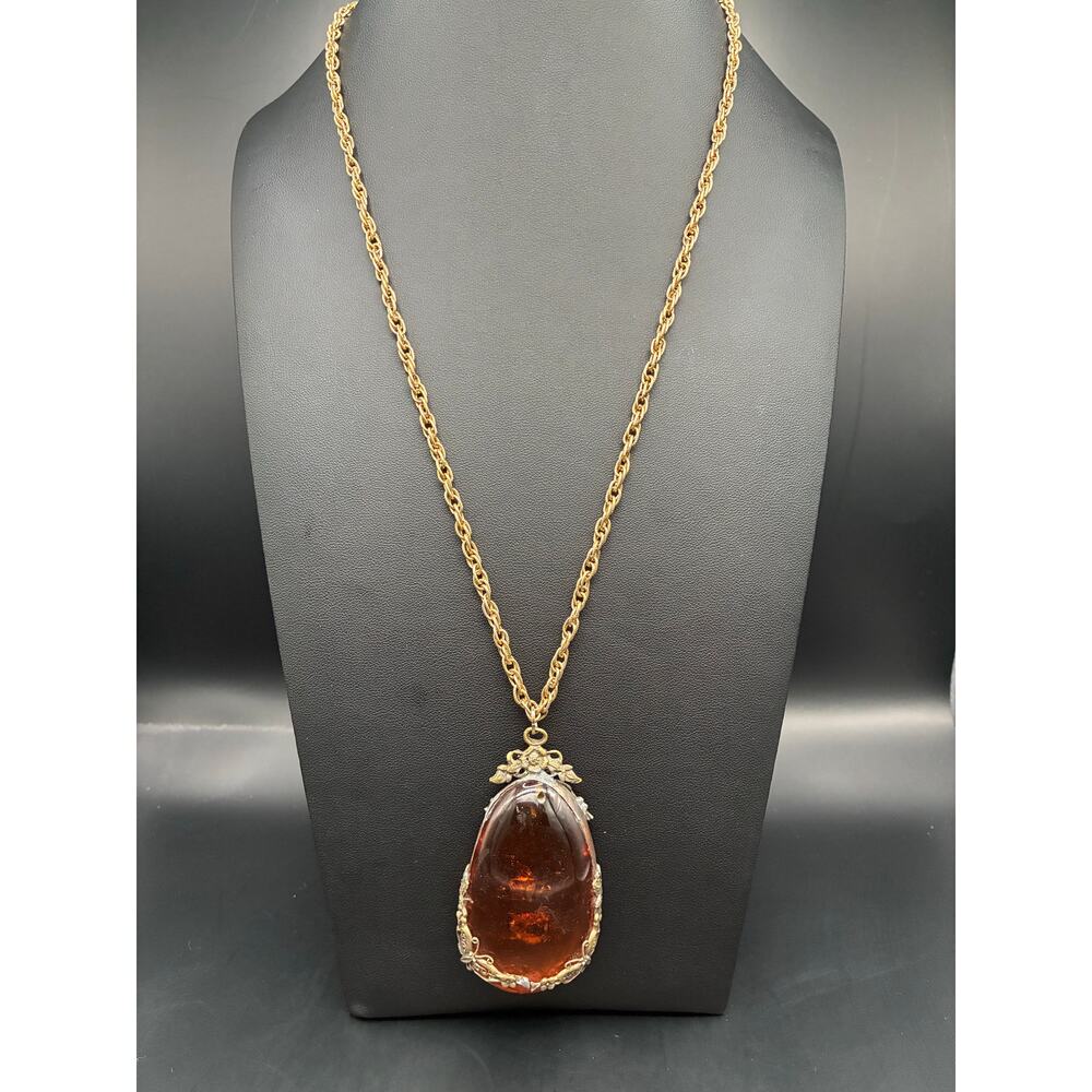 Vintage Avon Amber Insect Pendant Necklace Gold Tone Resin Filigree